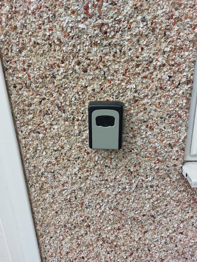 Dream Basildon Apartment Exterior photo